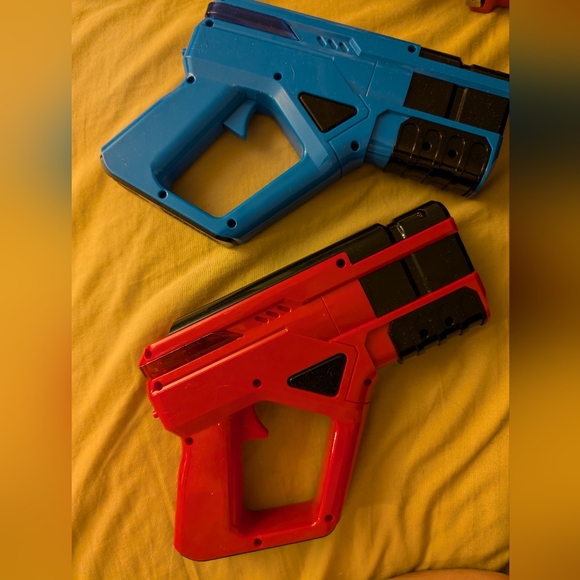 2 sharper image laser image replacement guns - Picture 2 of 2